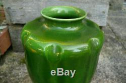 Magnifique vase Art Nouveau Belle émaillage de couleur verte