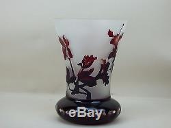 Magnifique vase moderne en verre dégagé à l'acide décor floral