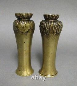 Miniature Paire De Vase Art Nouveau En Bronze