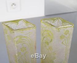 Paire De Vases Pate De Verre Art Nouveau Grave A L'acide De Chez Baccarat 1900