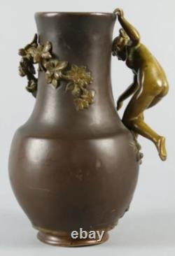 PREVOST D. (signé) Vase Art Nouveau En Bronze À Décor De Femme Et De Putto