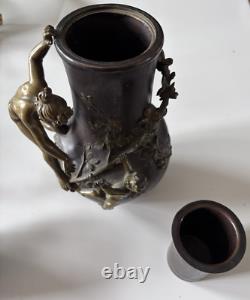 PREVOST D. (signé) Vase Art Nouveau En Bronze À Décor De Femme Et De Putto