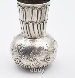 Paire De Petits Vases Balustres En Argent Massif Decor Art Nouveau