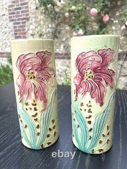 Paire De Vases Rouleau En Faïence Émaillée Typique Art Nouveau