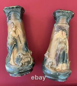 Paire Vases Plâtre Peint Signé CF Paris Art Nouveau Ancien H. 43 Cm Bergère