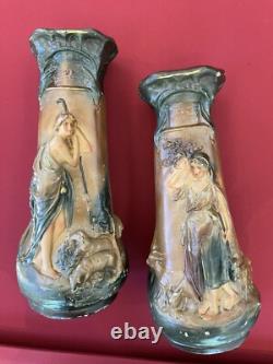 Paire Vases Plâtre Peint Signé CF Paris Art Nouveau Ancien H. 43 Cm Bergère