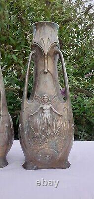 Paire Vases signé Jean Garnier Art Nouveau (1853-1910) en régule 3 faces H 38 cm