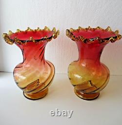 Paire d'ancien VASE ART NOUVEAU VERRE TORSE ROUGE ET AMBRE, AMBERINA