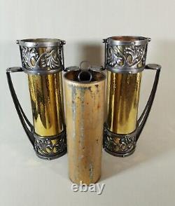 Paire de Vases Epoque Art Nouveau, Fer Forgé & Laiton Martelé, Sign à identifier