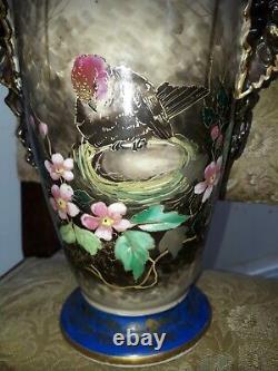 Paire de grands vase Art Nouveau aux oiseaux