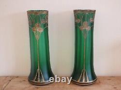 + Paire de grands vases Art Nouveau en verre peint émaillé décor trèfles +