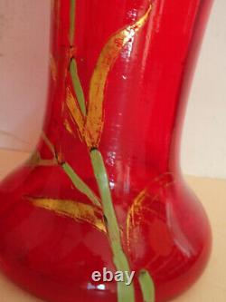 Paire de grands vases en verre rouge émaillé Art Nouveau. Legras