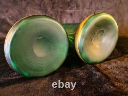 Paire de vases Art Nouveau, attribué à Legras, en verre peint émaillé