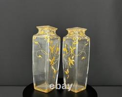 Paire de vases Art Nouveau attribuée à Baccarat
