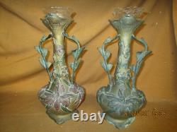 Paire de vases art nouveau en régule patine plusieurs tons / signés