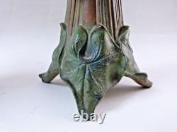 Paire de vases bouquetières art nouveau métal patiné et cristal