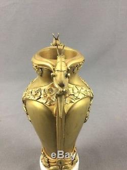 Par A. M. Paignant Vase en bronze doré sur marbre Art Nouveau Jugendstil