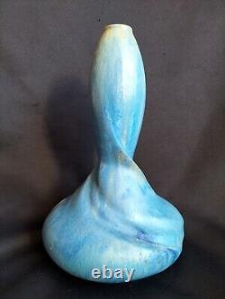 Pierrefonds / Vase en grès émaillé bleu à cristallisations / Art Nouveau