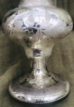 RARE Paire de vases cornets en verre églomisé, intérieur doré, extérieur taillé