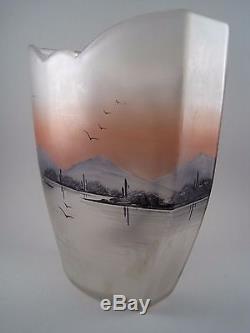 Rare Vase émaillé Cristal de Bohême dépoli sur socle métal argenté ART NOUVEAU