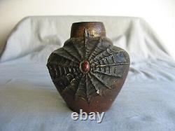 Rare vase Josef Strnact Teplitz Art nouveau décor à la toile d'araignée app 1920