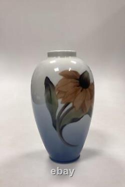 Royal Copenhagen Art Nouveau Vase No 2680 / 47C