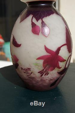 Superbe Vase Signe Delatte Nancy A Decor De Fushia Art Nouveau 1900