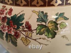 Sarreguemines Grand Cache Pot Art Nouveau Décor Papillons Et Fleurs