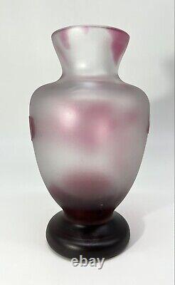Sevres Cameo Glass Vase Pate De Verre Grave Acide De Couleur Colore Art Nouveau