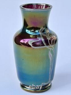Sublime ancien VASE LOETZ Art Nouveau verre irisé fleur incrustation d'argent