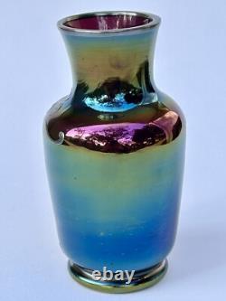 Sublime ancien VASE LOETZ Art Nouveau verre irisé fleur incrustation d'argent