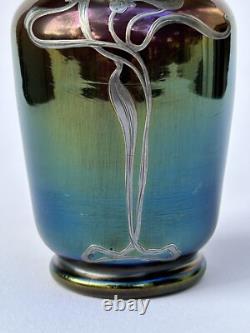 Sublime ancien VASE LOETZ Art Nouveau verre irisé fleur incrustation d'argent