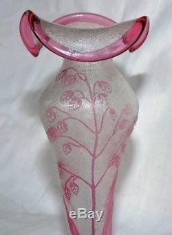 Superbe Paire De Vases En Cristal De Baccarat Degage A L'acide Art Nouveau