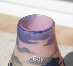 Superbe Vase Pate De Verre Art Nouveau Paysage Et Voiliers Signe Devez (pantin)