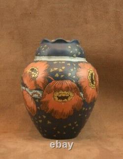 Superbe Vase Villeroy & Boch Mettlach Gres Art Nouveau A Decor De Pavots
