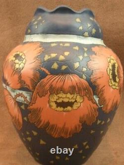 Superbe Vase Villeroy & Boch Mettlach Gres Art Nouveau A Decor De Pavots