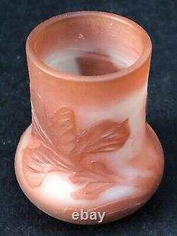 Superbe ancien VASE MINIATURE Art Nouveau signé VESSIERE NANCY no Gallé Daum