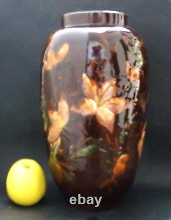 Superbe et grand vase en barbotine Art Nouveau Jugenstil