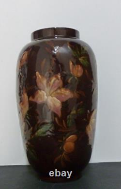 Superbe et grand vase en barbotine Art Nouveau Jugenstil