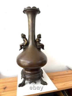 Superbe lampe-vase en bronze, Art déco / Art nouveau, XIXe siècle
