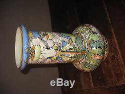 Tres Grand Vase Ceramique Art Nouveaux Signe