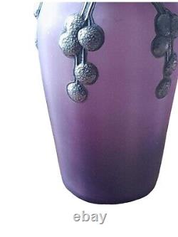 Très Joli Vase Art Nouveau Camaïeu de violet Hauteur 31 cm