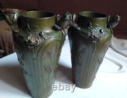 VASES art nouveau BRONZE signés FERL patine verte décor JONC relief FLEUR rose