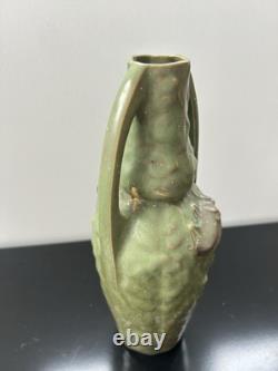 VASE CÉRAMIQUE ART NOUVEAU DÉCOR DE SCARABÉE À Identifier
