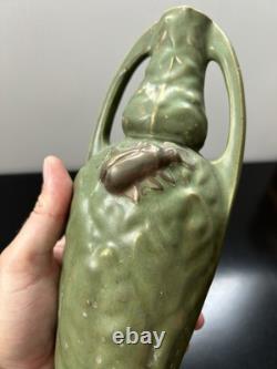 VASE CÉRAMIQUE ART NOUVEAU DÉCOR DE SCARABÉE À Identifier