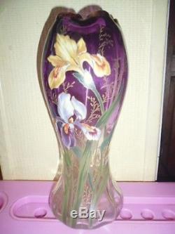 Vase En Verre Émaillé Au Iris Probablement Legras Non Signé Vers 1900