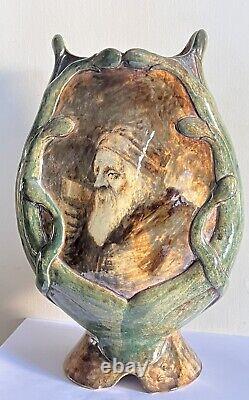 VASE GRES DE DALPAYRAT A LA GRENADE H 33 FIN XIXème ART NOUVEAU BOURG LA REINE