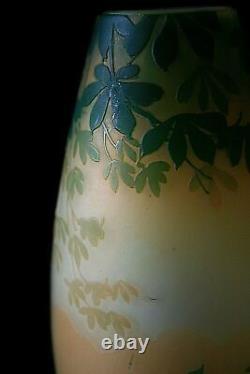 Vase Ancien Art Nouveau Devez En Verre Grave A L'acide