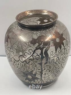 Vase Ancien émaillé argent- Art Nouveau Décor fourni chat, écureuil, oiseau