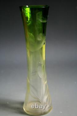 Vase Antique En Verre Moser Art Nouveau